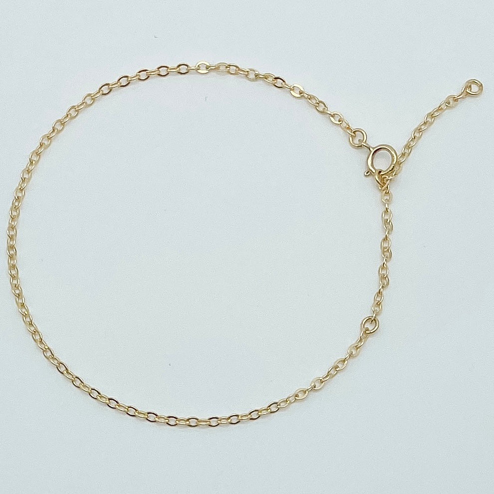 classic cable chain bracelet, chain bracelet, dainty bracelet, simple bracelet, handmade, small business, stackable bracelet, essbe, gold-filled bracelet, sterling silver bracelet, waterproof bracelet