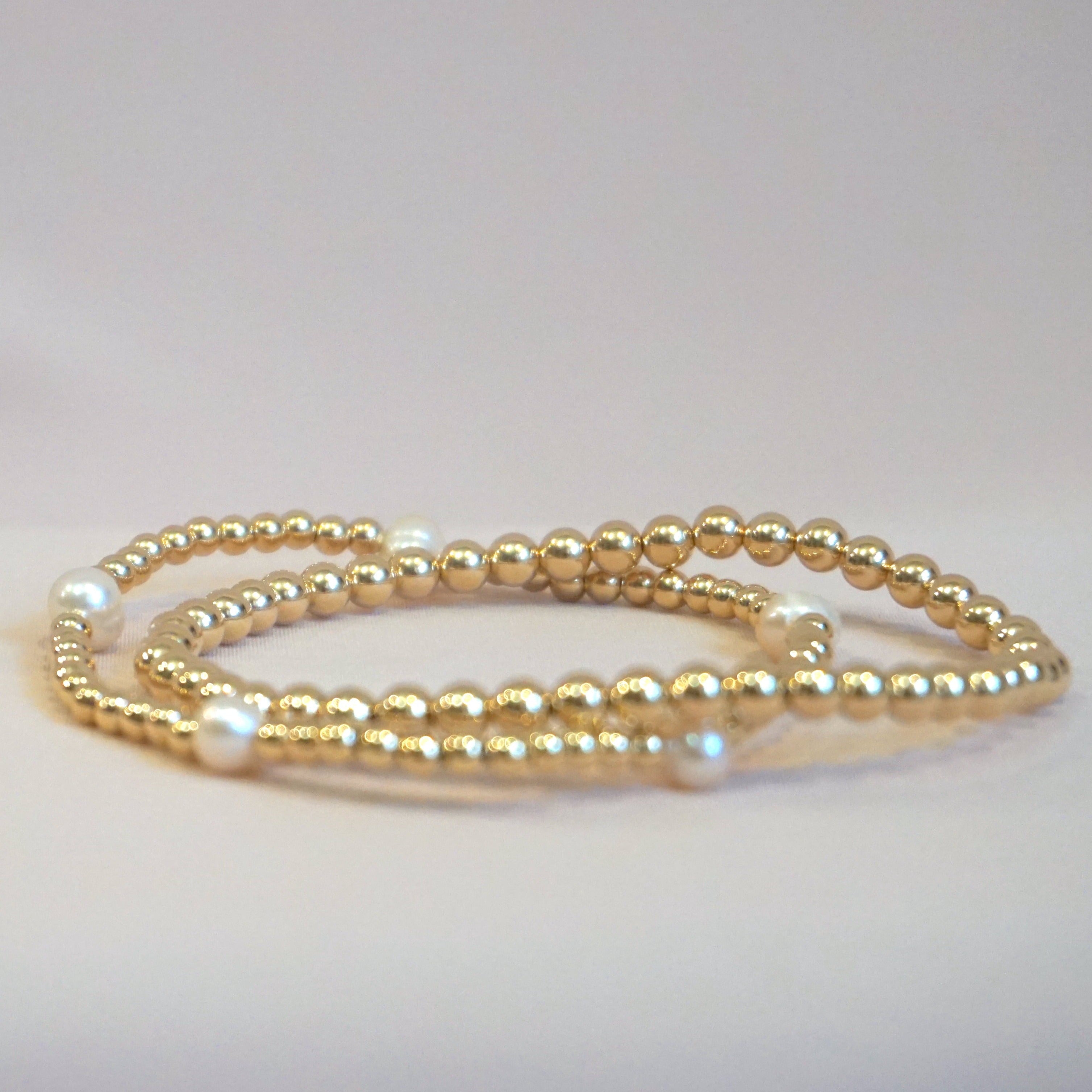 fresh water pearl bracelet, pearl bracelet, gold filled bracelet, stretchy bracelet, gold filled stretchy bracelet, handmade, sterling silver bracelet