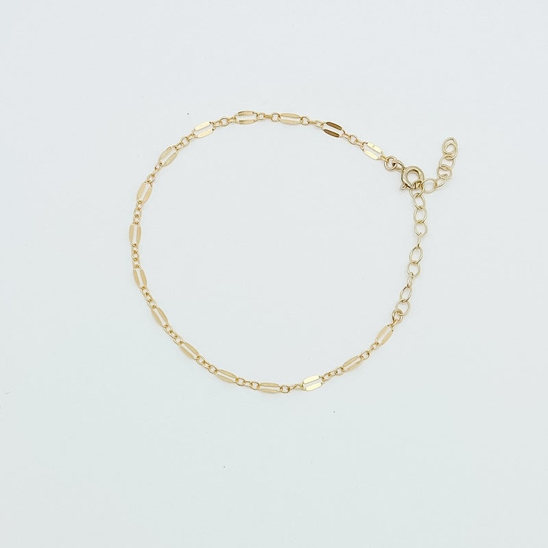 14k gold-filled chain bracelet, essbe, michigan made, rochester, dainty bracelet, clasp bracelet, metal bracelet