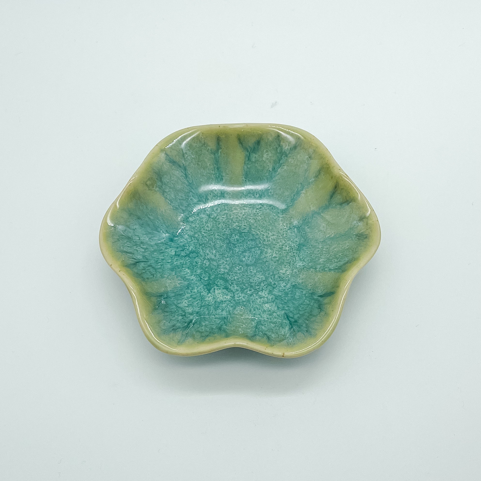 Ellie jewelry dish, jewelry dish, jewelry tray, jewelry organizer, small business, essbe, michigan, teal jewelry tray, useful decor, jewelry accessory