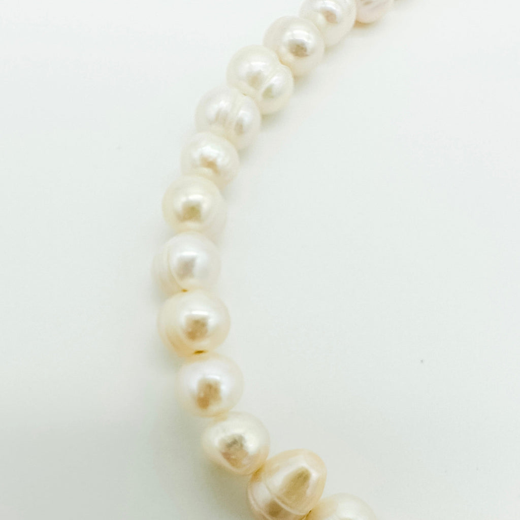 freshwater pearls / freshwater pearl bracelet / adjustable bracelet / bracelet for large wrist / pearl bracelet / gifts for her / gift for bride