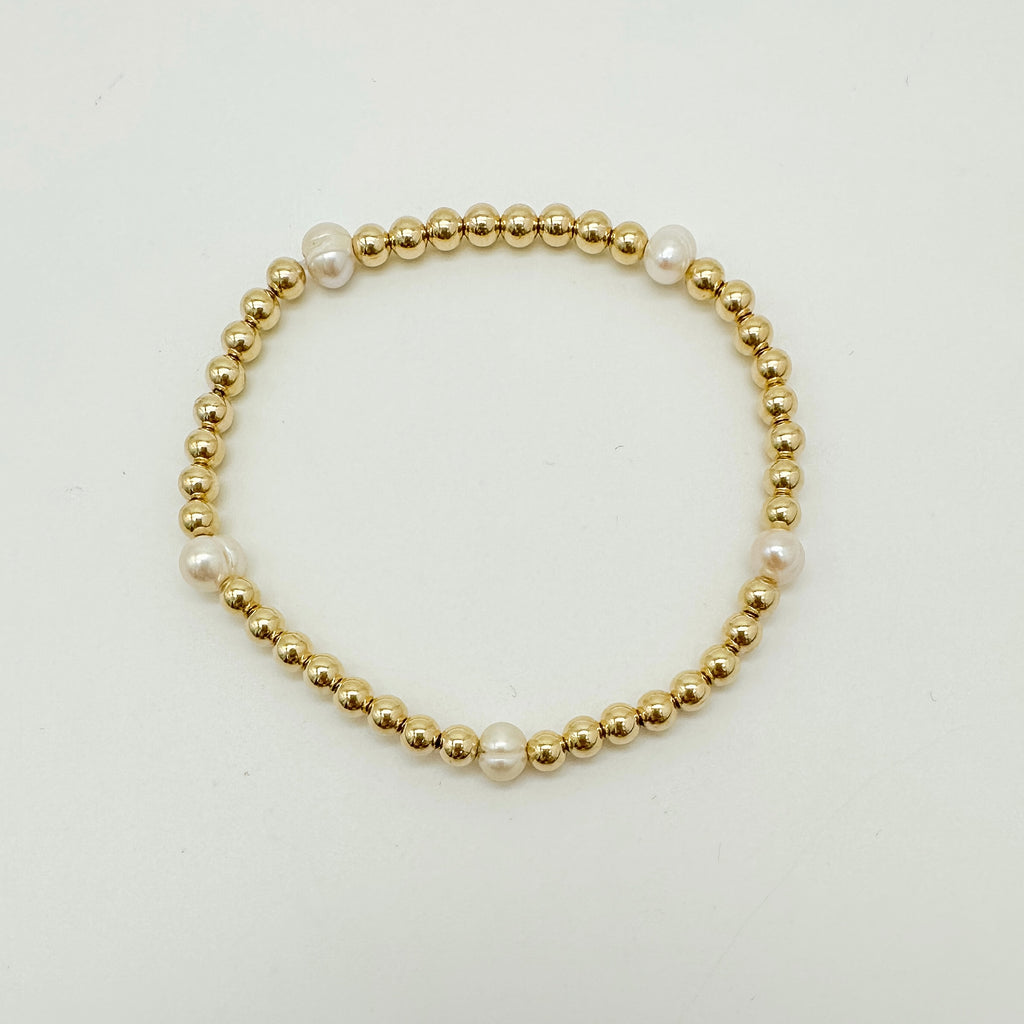 fresh water pearl bracelet, pearl bracelet, gold filled bracelet, stretchy bracelet, gold filled stretchy bracelet, handmade, gold filled bracelet