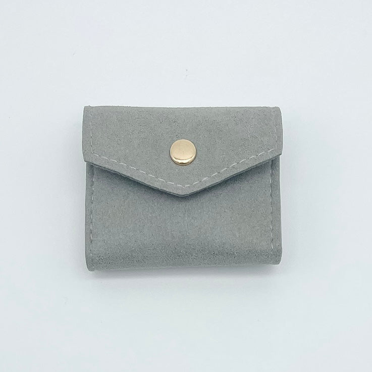 mini jewelry pouch, jewelry storage, essbe, small business, gray pouch, small jewelry pouch, everyday jewelry holder, on the go jewelry holder